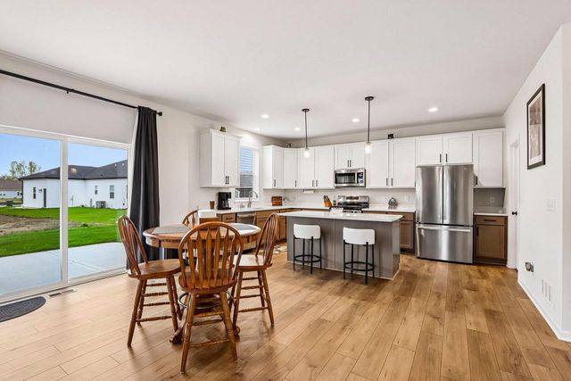 25819 77th PLACE, Salem, WI 53168