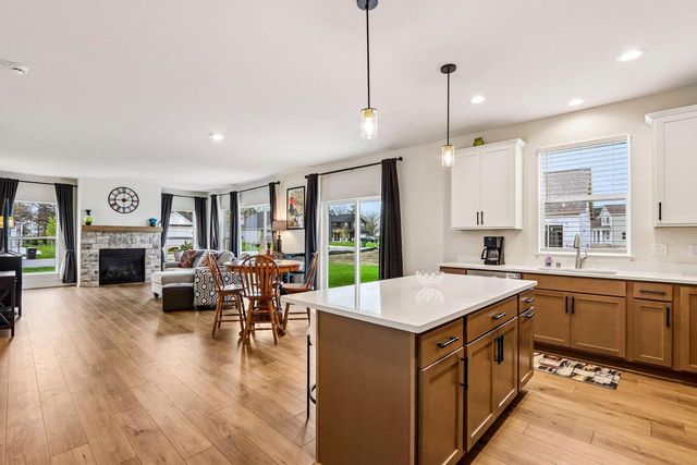 25819 77th PLACE, Salem, WI 53168