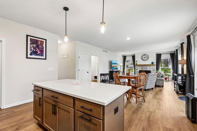 25819 77th PLACE, Salem, WI 53168