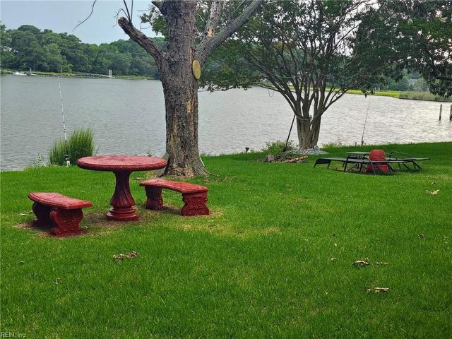 623 Roland DR, Norfolk, VA 23509