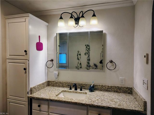 623 Roland DR, Norfolk, VA 23509