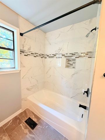 16411 Lone Pine, North Little Rock, AR 72118