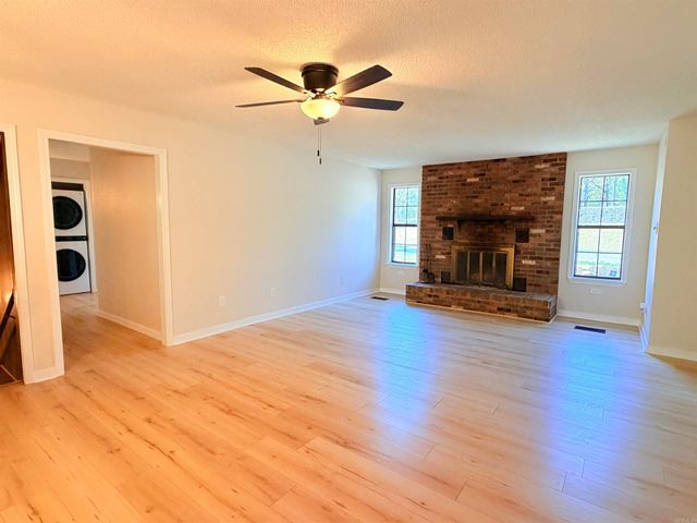 16411 Lone Pine, North Little Rock, AR 72118