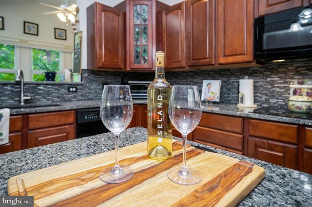 5501 HICKORY TREE LN, Mineral, VA 23117
