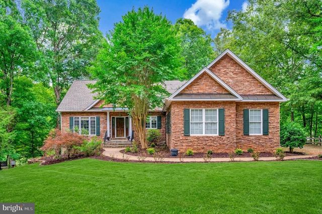 5501 HICKORY TREE LN, Mineral, VA 23117