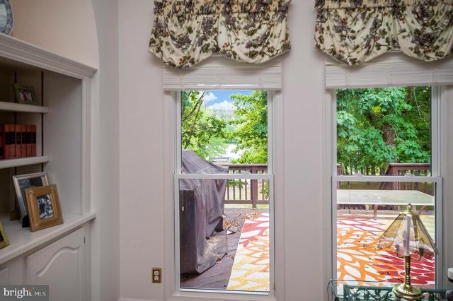 5501 HICKORY TREE LN, Mineral, VA 23117