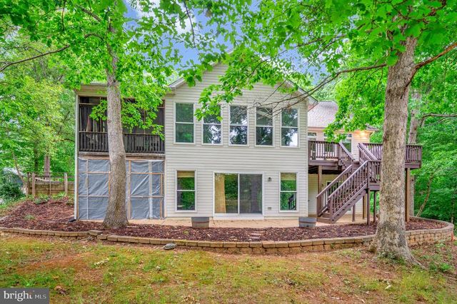 5501 HICKORY TREE LN, Mineral, VA 23117