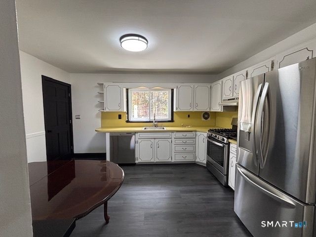 42 Wendy Road, Trumbull, CT 06611