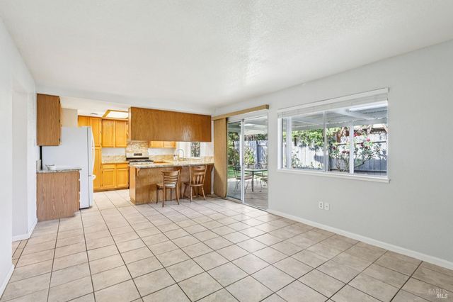 2950 Gammon Ct, Fairfield, CA 94533