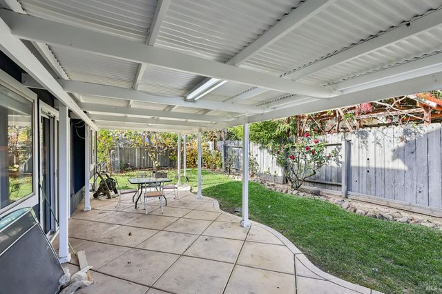 2950 Gammon Ct, Fairfield, CA 94533
