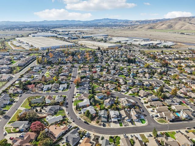 2950 Gammon Ct, Fairfield, CA 94533