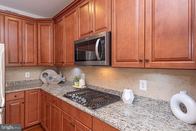 30143 SEASHORE PARK DR, Millville, DE 19967