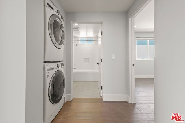 935 N Hudson Avenue 401, Los Angeles, CA 90038