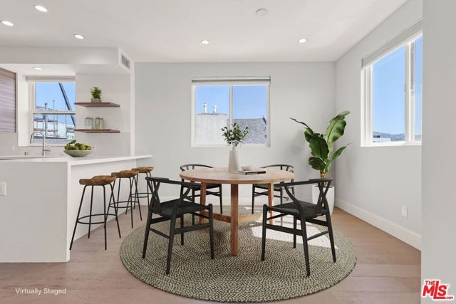935 N Hudson Avenue 401, Los Angeles, CA 90038