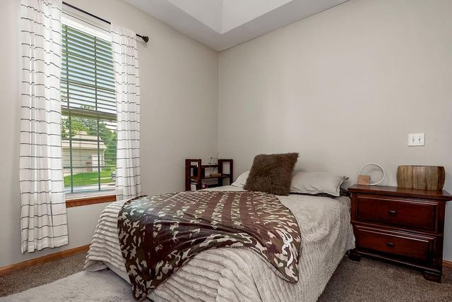 400 SW Horseplay Drive, Oak Grove, MO 64075