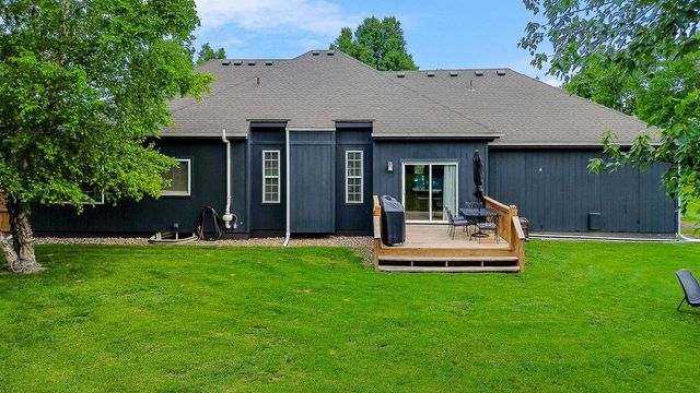 400 SW Horseplay Drive, Oak Grove, MO 64075