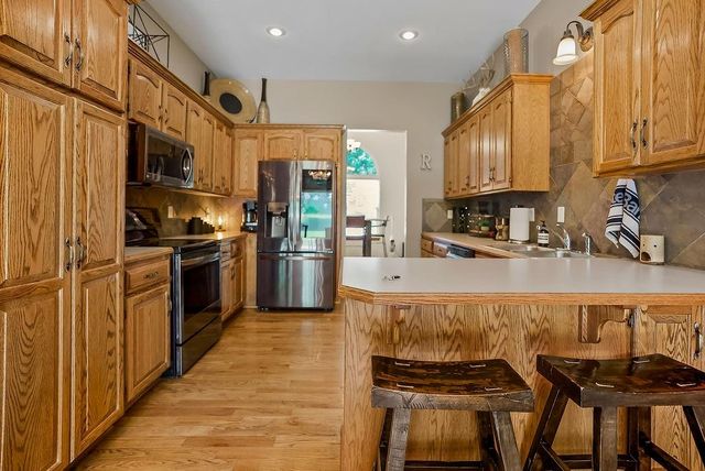 400 SW Horseplay Drive, Oak Grove, MO 64075