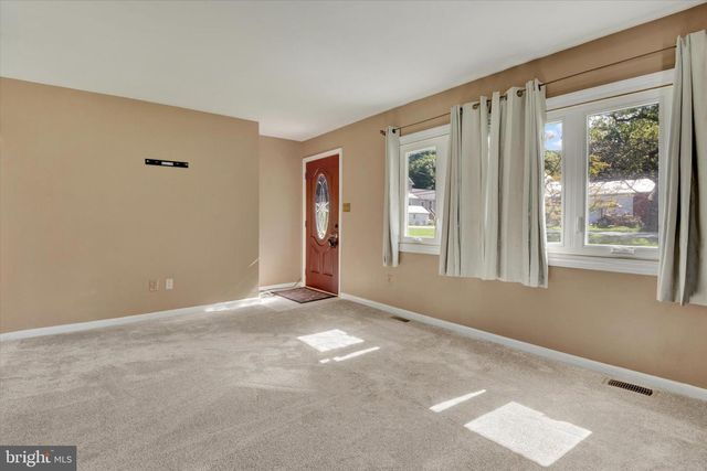 2926 WAREHIME RD, Manchester, MD 21102
