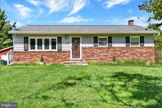 2926 WAREHIME RD, Manchester, MD 21102