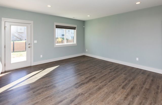 961 Pelican Drive, Polk City, IA 50226