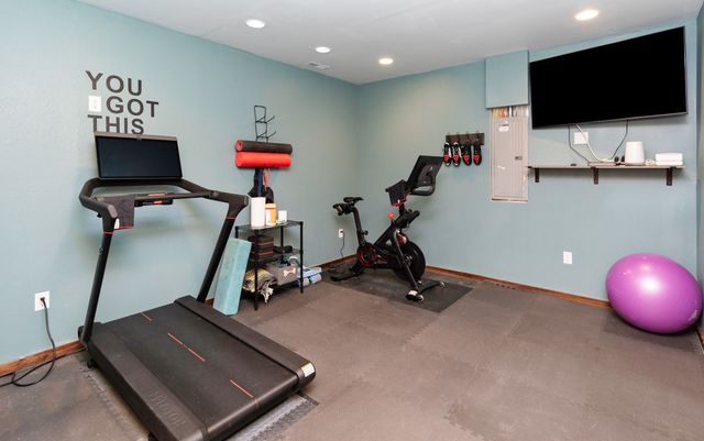 961 Pelican Drive, Polk City, IA 50226