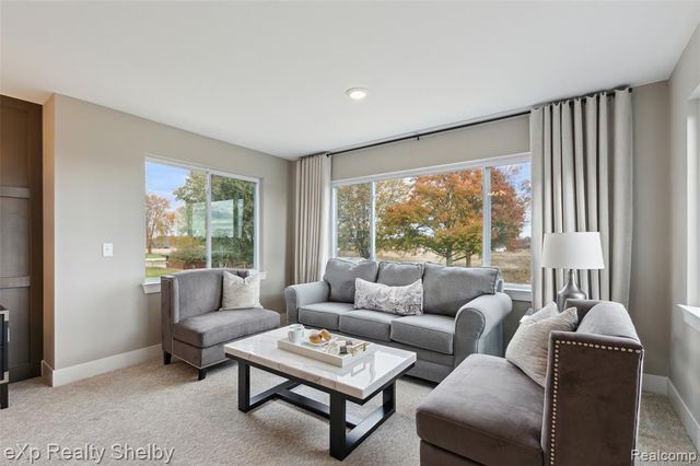 52000 Wellington Valley Drive, Macomb, MI 48042