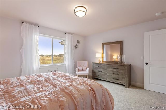 52000 Wellington Valley Drive, Macomb, MI 48042