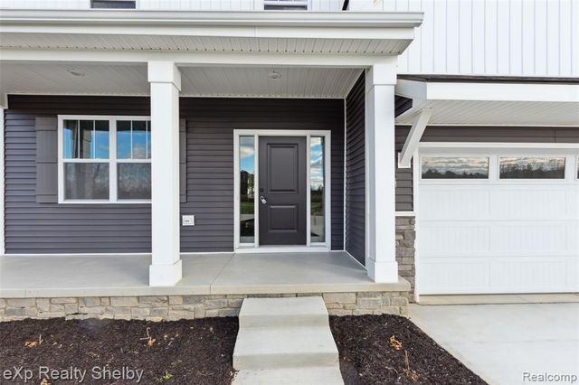 52000 Wellington Valley Drive, Macomb, MI 48042