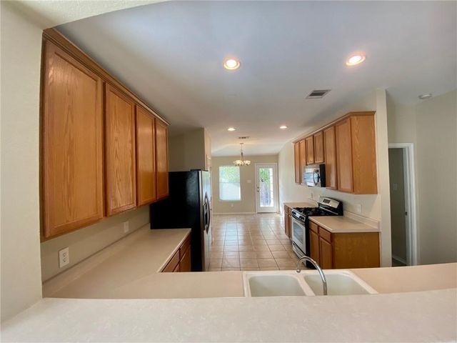 111 Salado DR, Kyle, TX 78640