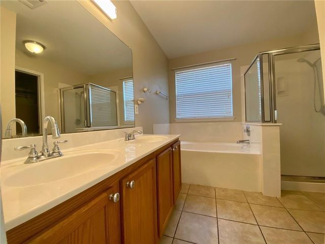 111 Salado DR, Kyle, TX 78640