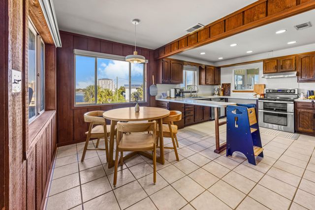 721 Sailfish Drive, Fort Walton Beach, FL 32548