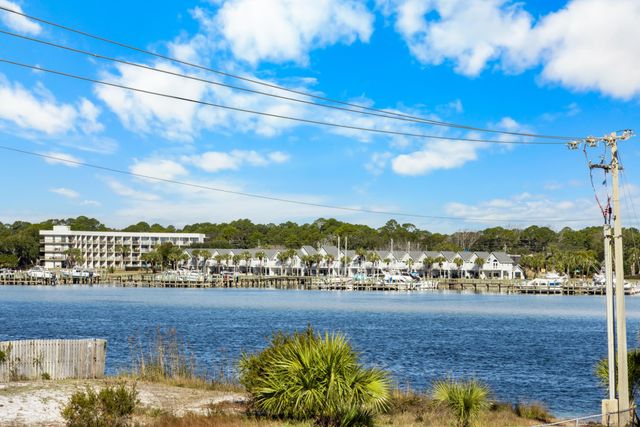 721 Sailfish Drive, Fort Walton Beach, FL 32548