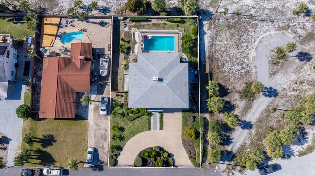 721 Sailfish Drive, Fort Walton Beach, FL 32548
