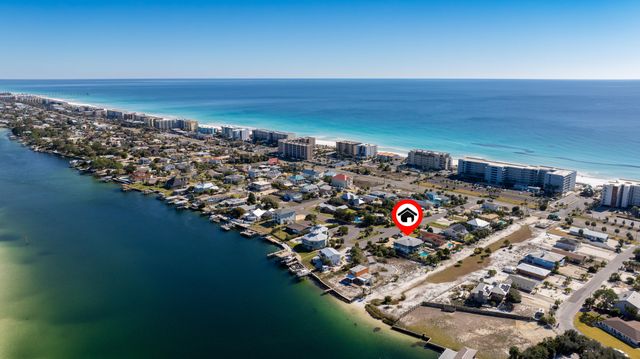 721 Sailfish Drive, Fort Walton Beach, FL 32548