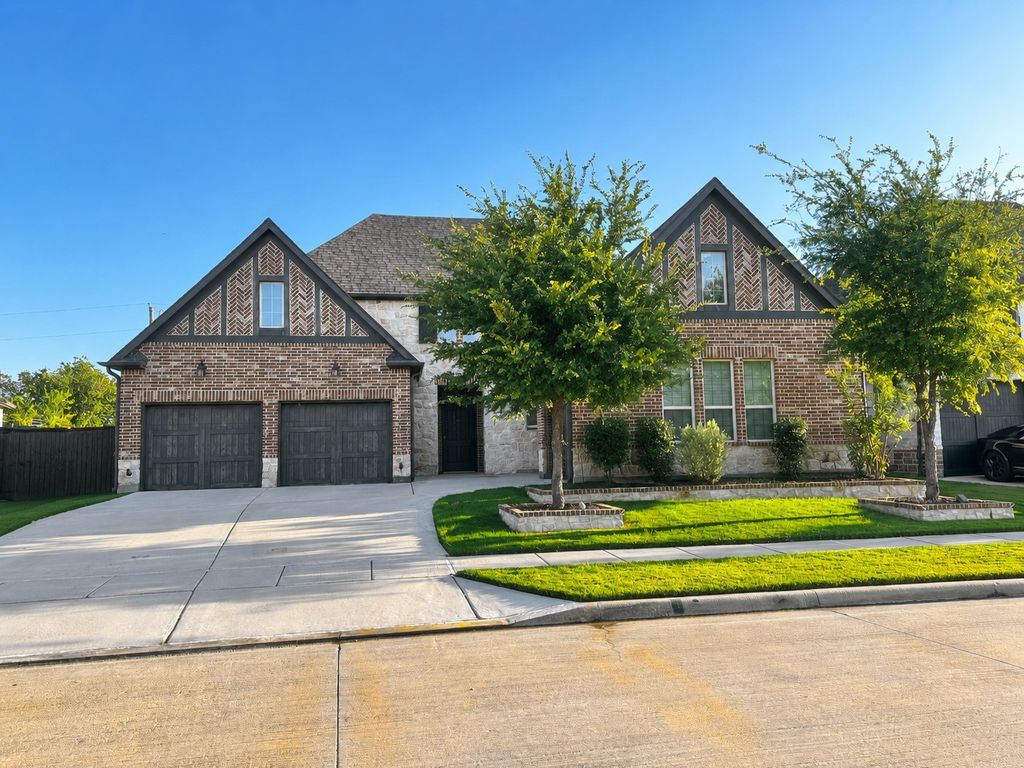 2700 Castlebridge, The Colony, TX 75056