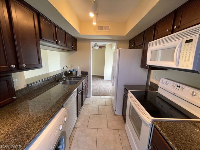 2838 Geary Place 4020, Las Vegas, NV 89109