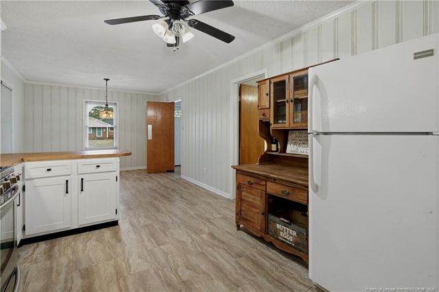 1913 Wayne Lane, Fayetteville, NC 28304