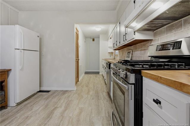 1913 Wayne Lane, Fayetteville, NC 28304