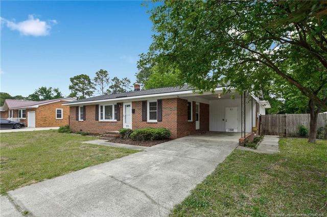 1913 Wayne Lane, Fayetteville, NC 28304