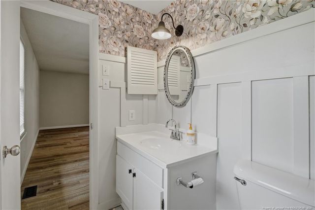 1913 Wayne Lane, Fayetteville, NC 28304