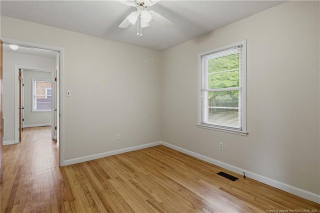 1913 Wayne Lane, Fayetteville, NC 28304