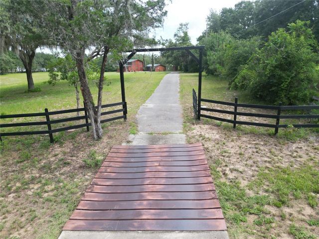 15551 VINOLA COURT, Montverde, FL 34756