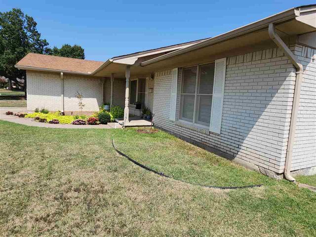 803 NW 48th, Lawton, OK 73505