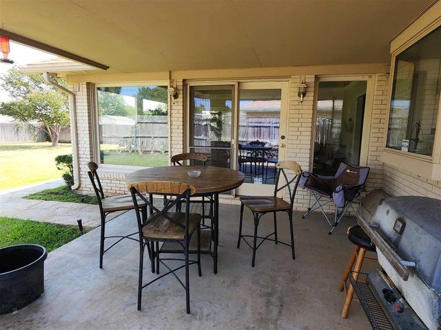 803 NW 48th, Lawton, OK 73505