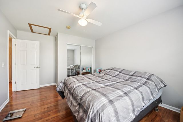 25241 W Entrance Drive, Lake Villa, IL 60046