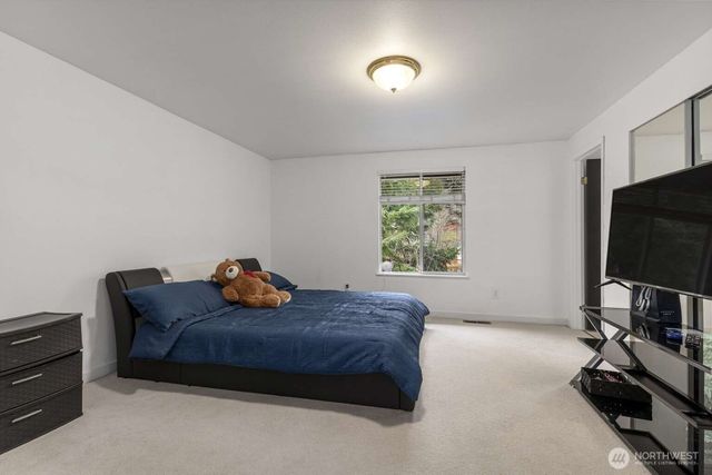 1131 NW Springer, Silverdale, WA 98383