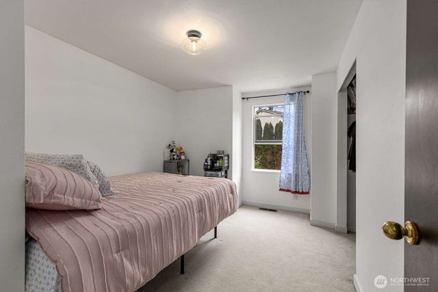 1131 NW Springer, Silverdale, WA 98383