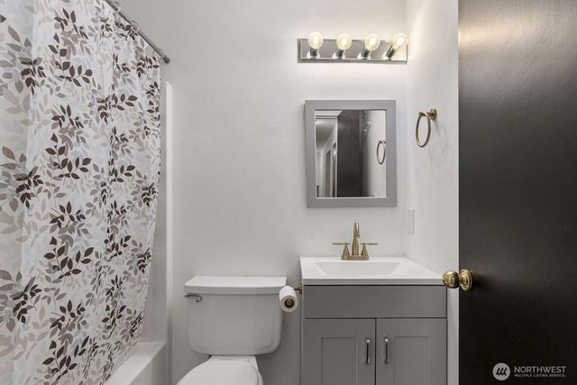 1131 NW Springer, Silverdale, WA 98383