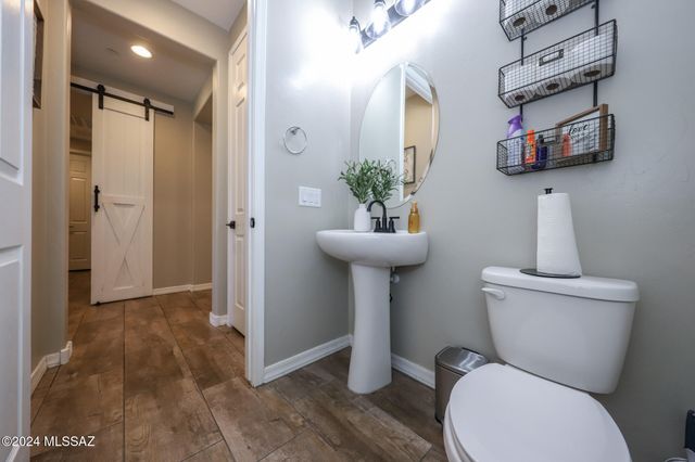 9745 S Desert Flint Drive, Tucson, AZ 85747