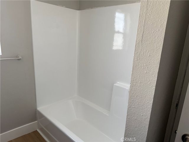 138 E 60th Street, Los Angeles, CA 90003